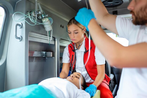 TRANSPORTE PEDIATRICO Y NEONATAL